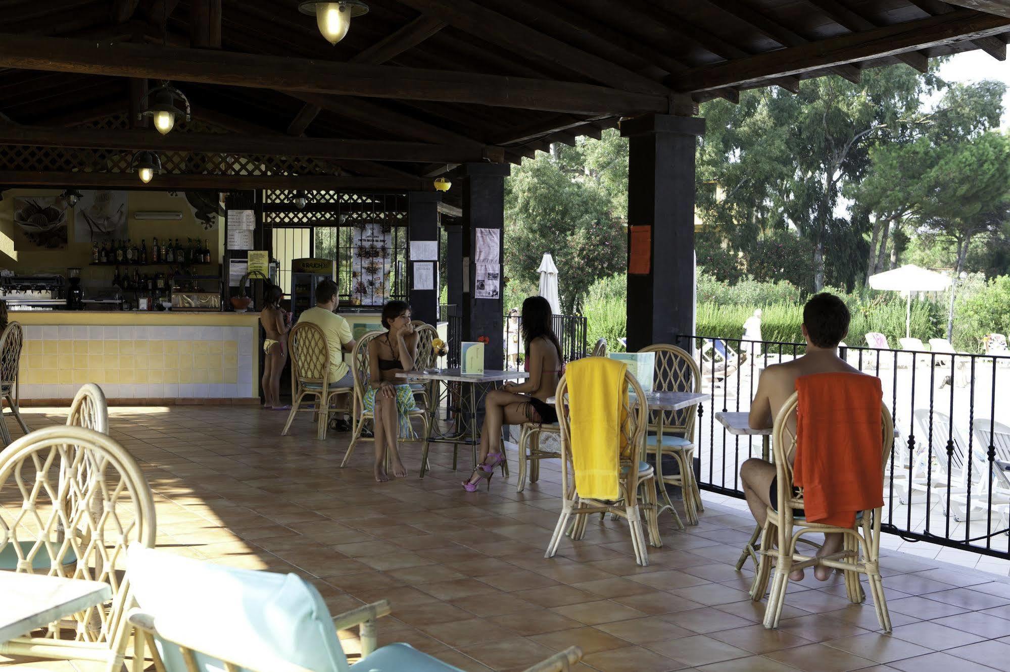Hotel Fortezza Arborea Ngoại thất bức ảnh